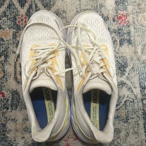 Hoka Clifton’s